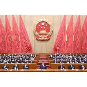 十四届全国人大三次会议在京闭幕 习近平等在主席台就座